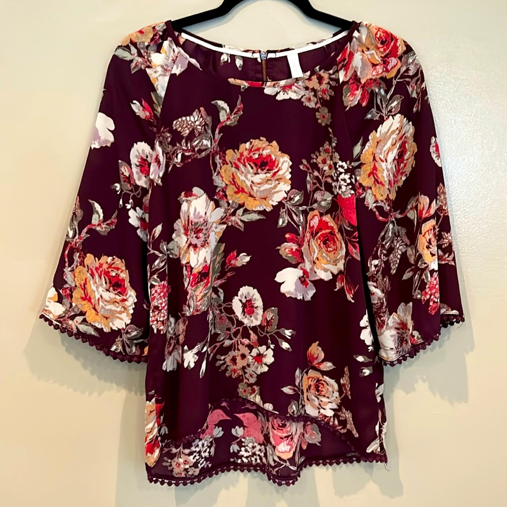 Xhilaration Floral Top